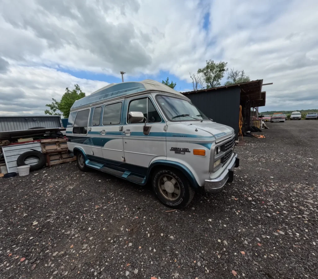 Chevrolet G20 1994 – Old Garage