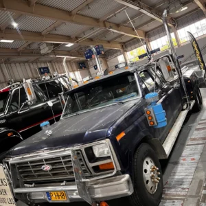 Ford F-350 1985 – Old Garage