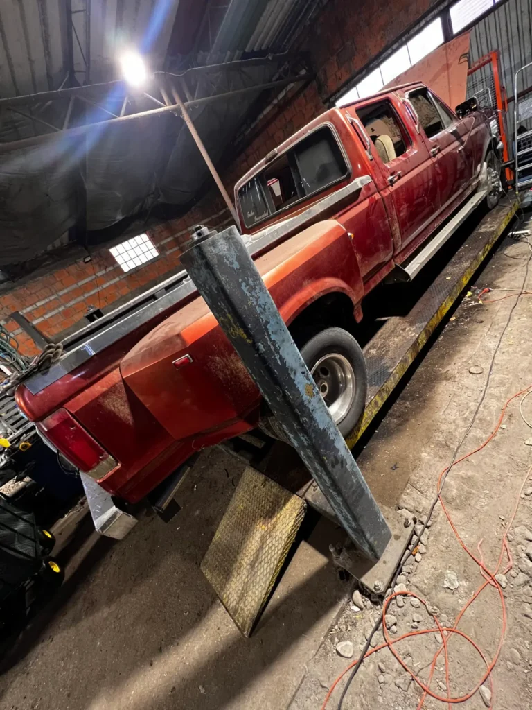 Ford F-350 1990 – Old Garage