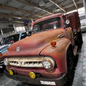 Ford F-600 1953 – Old Garage