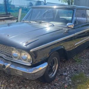 Ford GALAXIE 1963 – Old Garage
