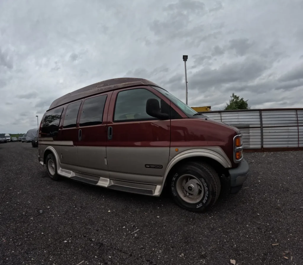 Chevrolet Express 1500 1998 – Old Garage