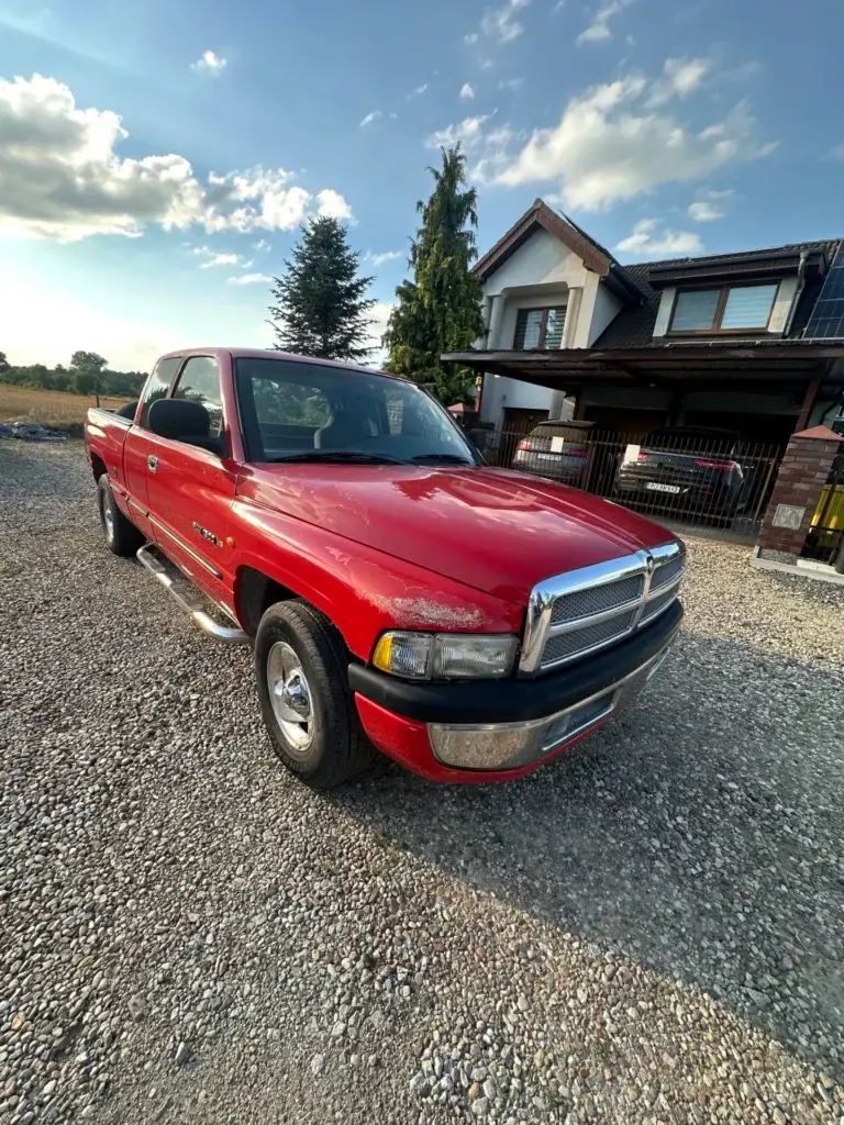 Dodge Ram 1500 SLT 1999 – Old Garage